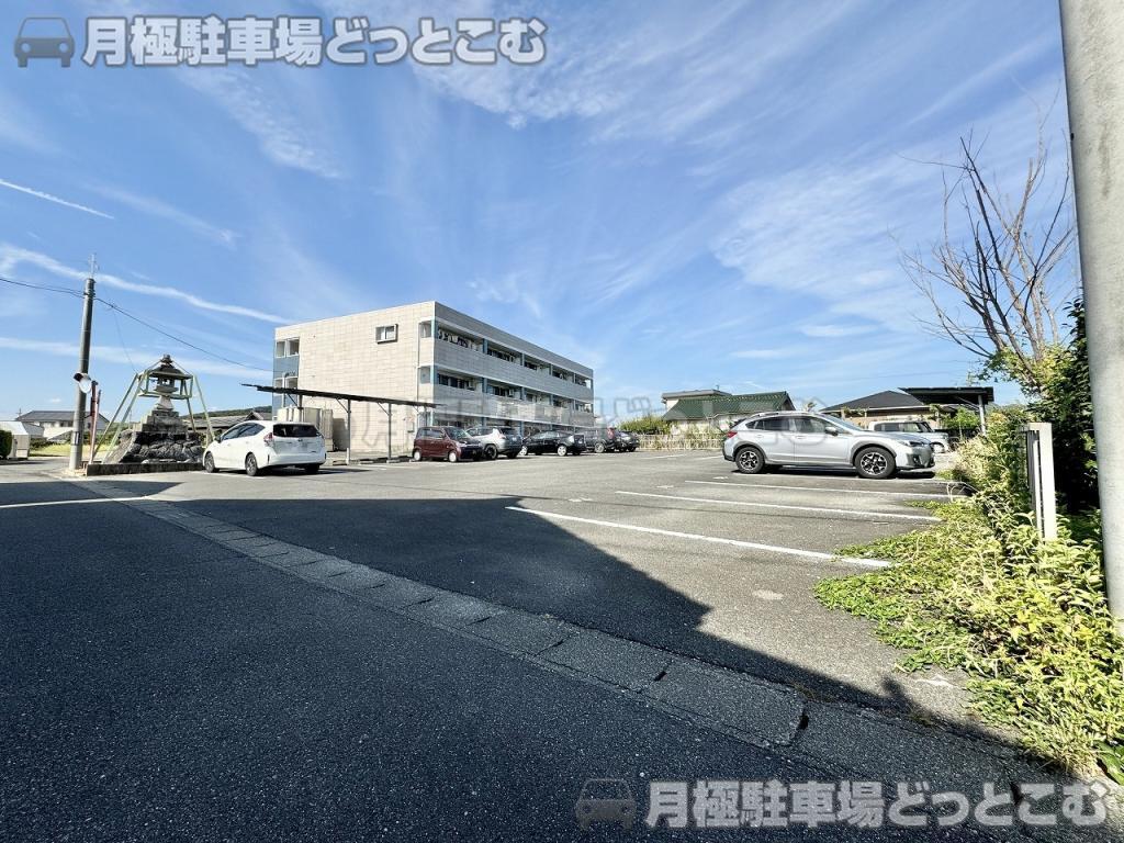 西尾市吉良町木田郷中74番地の月極駐車場1