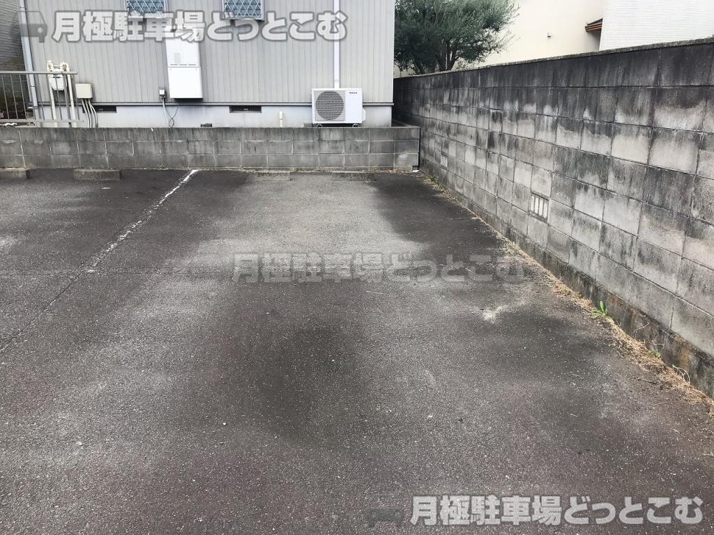 名古屋市港区遠若町2丁目44番2の月極駐車場2