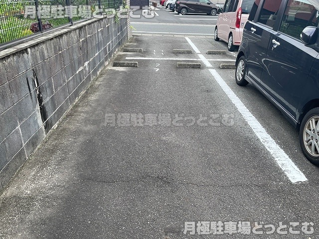 碧南市池下町2丁目84の月極駐車場2