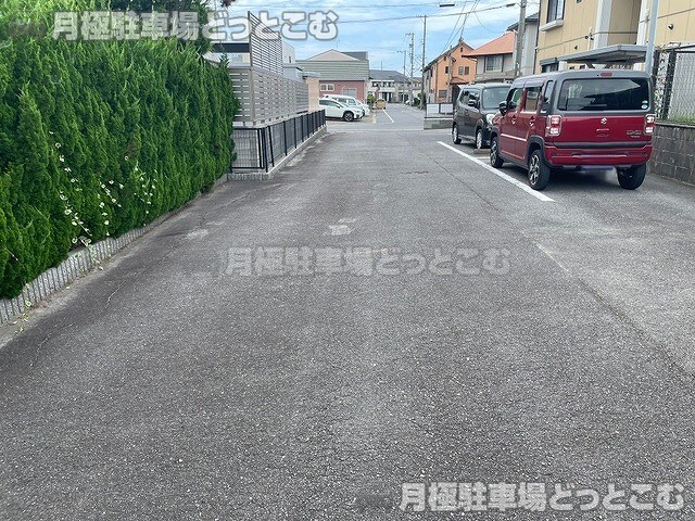 碧南市池下町2丁目84の月極駐車場5