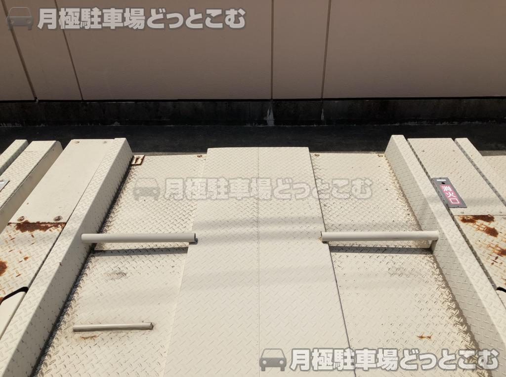 高石市東羽衣1-9-1の月極駐車場3