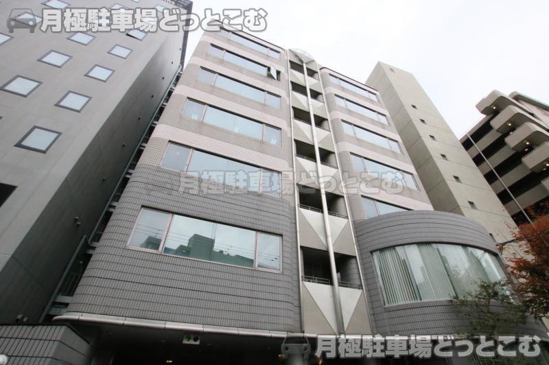 大阪市淀川区西宮原1-4-25の月極駐車場3