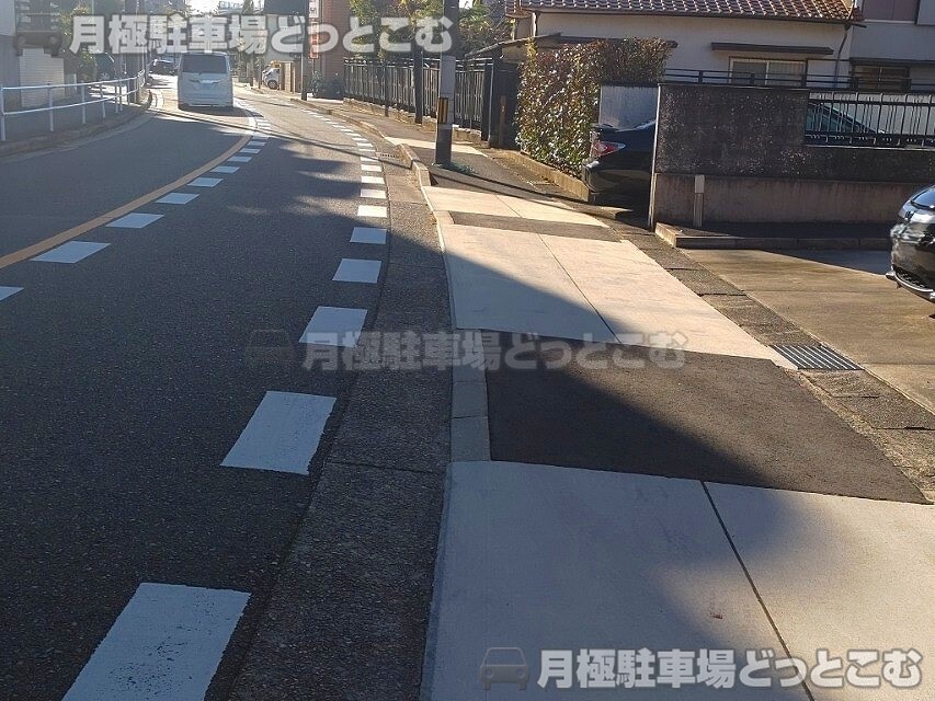 名古屋市瑞穂区石川町4丁目5-1の月極駐車場10