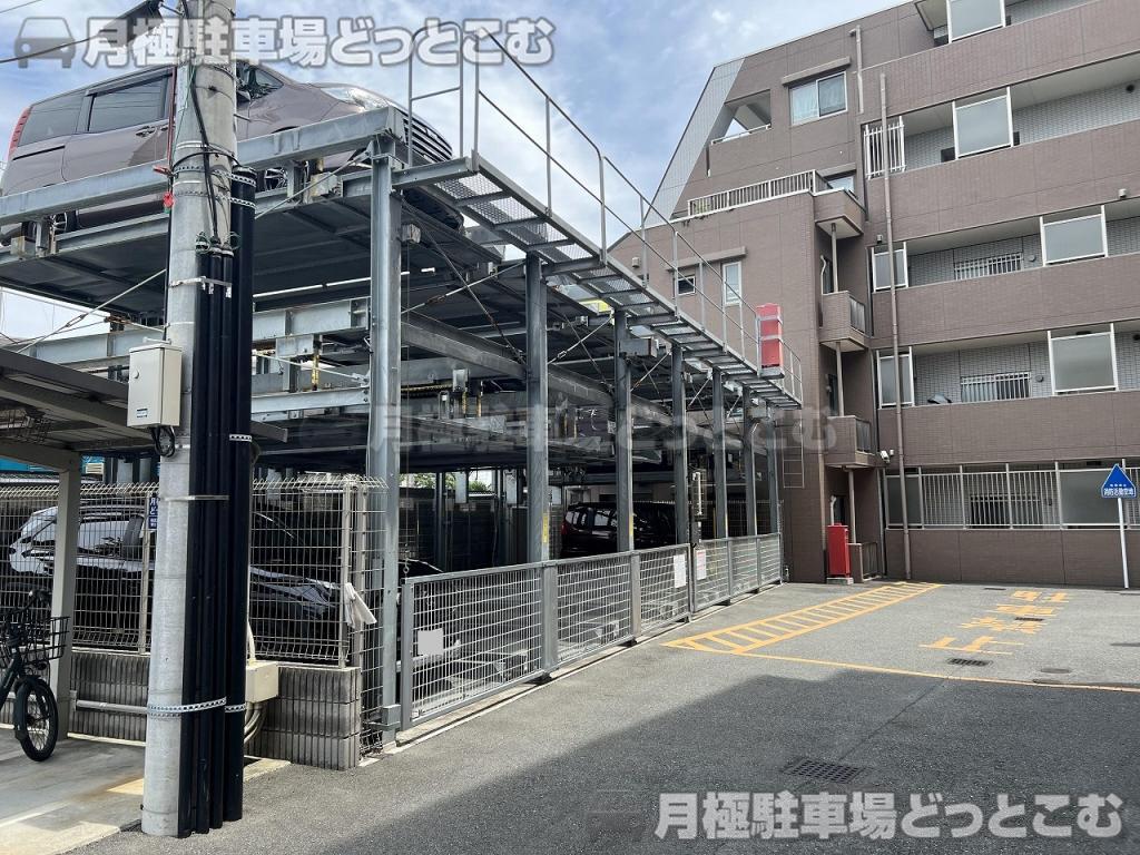 茅ケ崎市若松町2-4の月極駐車場3