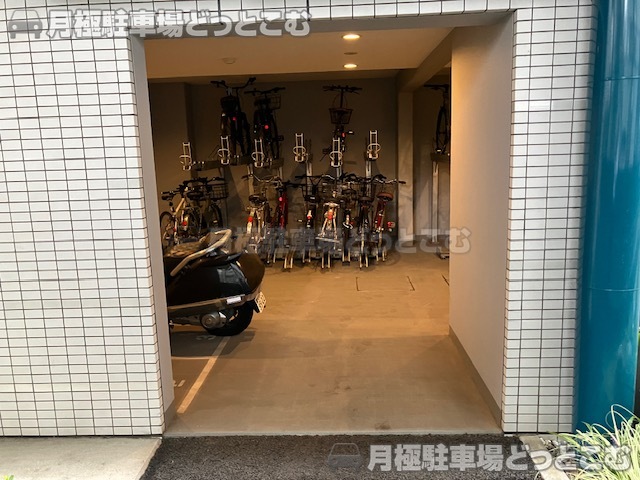 品川区東大井2丁目20－10 の月極駐車場2