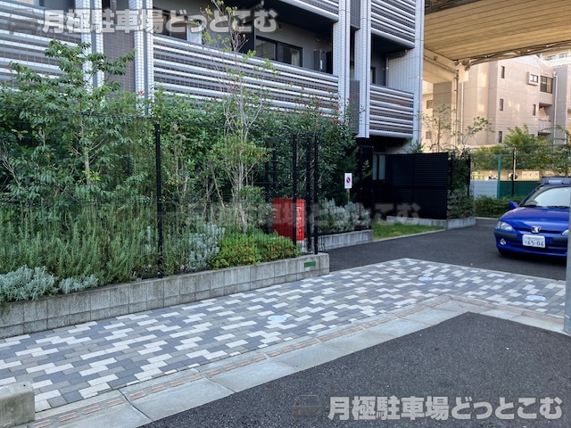 品川区東大井2丁目20－10 の月極駐車場3
