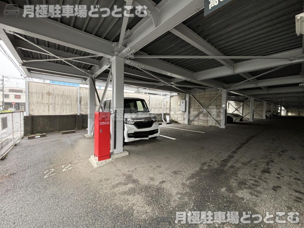 名古屋市緑区鳴海町小森44番1の月極駐車場5