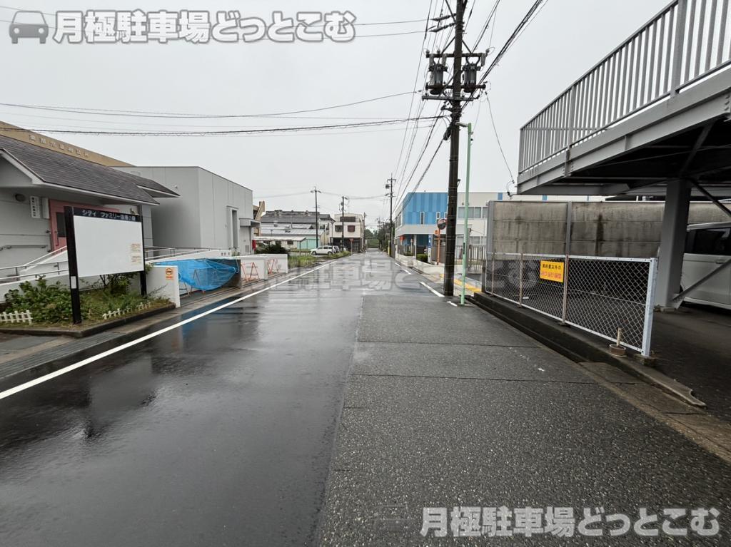 名古屋市緑区鳴海町小森44番1の月極駐車場7