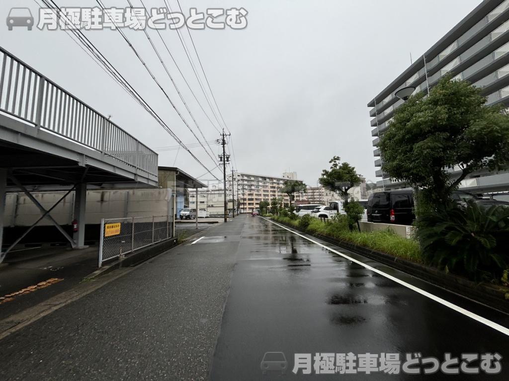 名古屋市緑区鳴海町小森44番1の月極駐車場8