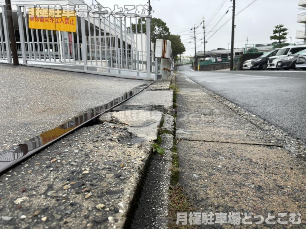 名古屋市緑区鳴海町小森44番1の月極駐車場5