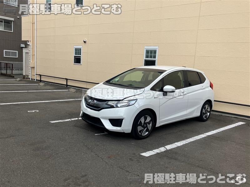 名古屋市中村区竹橋町8-9の月極駐車場2