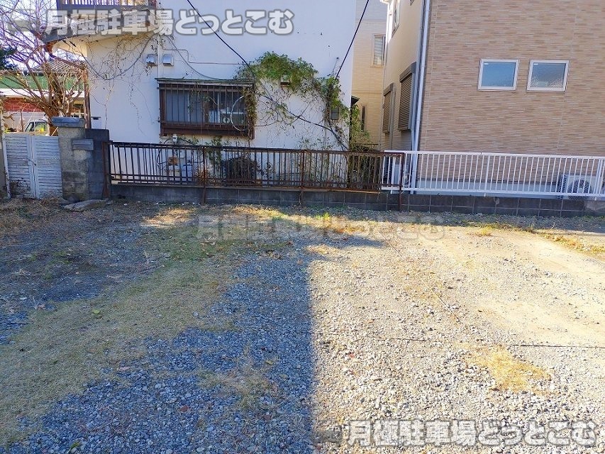 相模原市南区上鶴間本町7丁目653-2の月極駐車場4
