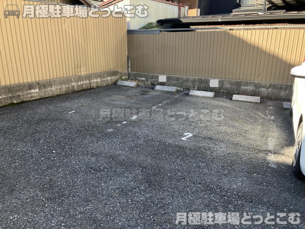 名古屋市中区大須1丁目11-21の月極駐車場4