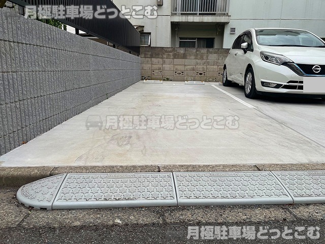大田区南久が原2丁目33－5の月極駐車場5