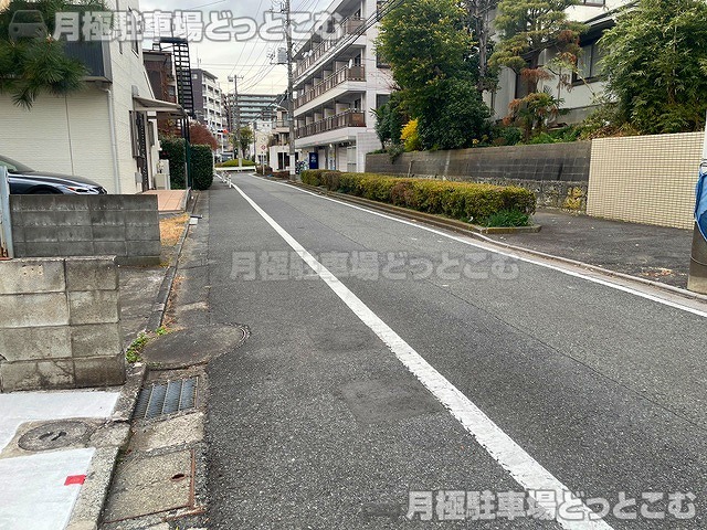 大田区南久が原2丁目33－5の月極駐車場8