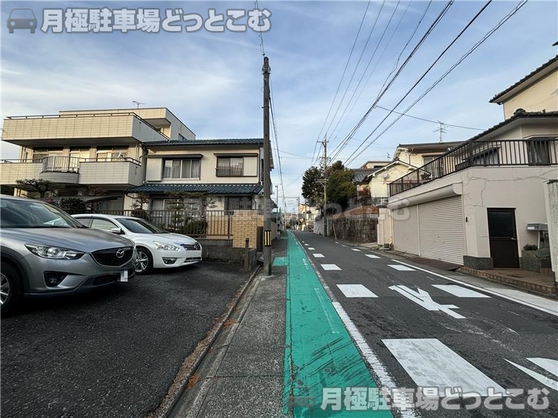 名古屋市瑞穂区雁道町5丁目13番2の月極駐車場3