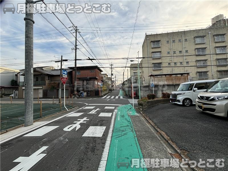 名古屋市瑞穂区雁道町5丁目13番2の月極駐車場4