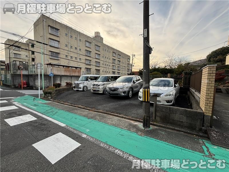 名古屋市瑞穂区雁道町5丁目13番2の月極駐車場6
