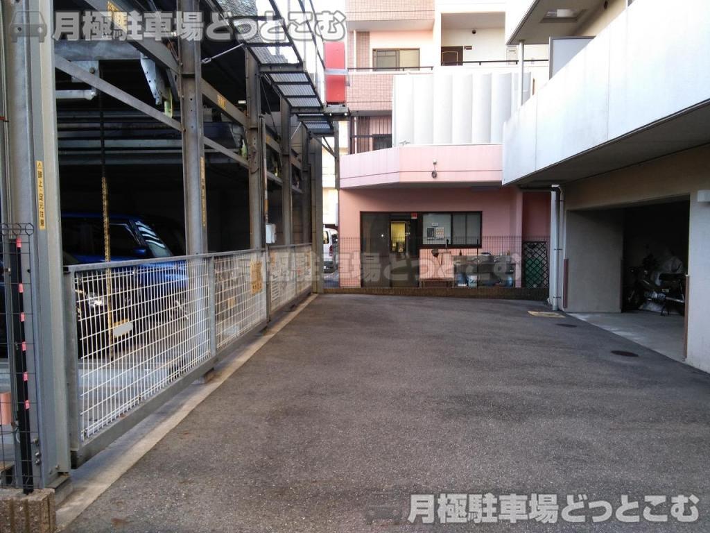 名古屋市中村区黄金通5-15の月極駐車場7