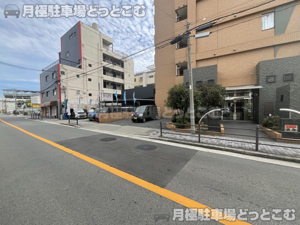 大阪市住吉区長居1丁目3−35の月極駐車場2