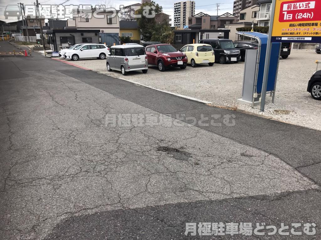 刈谷市広小路4丁目83，84，86-1，86，88の月極駐車場8