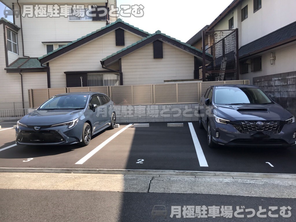 名古屋市千種区丸山町1丁目70-1の月極駐車場6