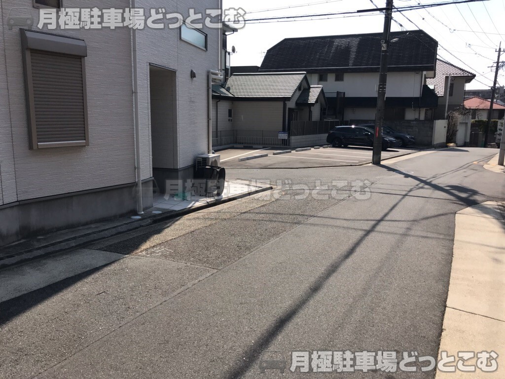 名古屋市千種区丸山町1丁目70-1の月極駐車場7