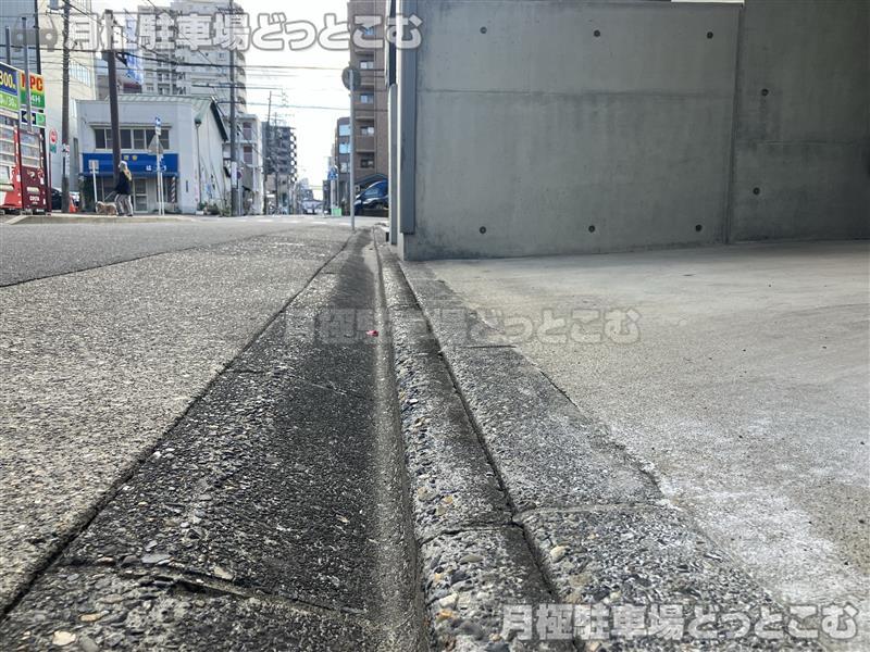 名古屋市中区正木4丁目905番1の月極駐車場6