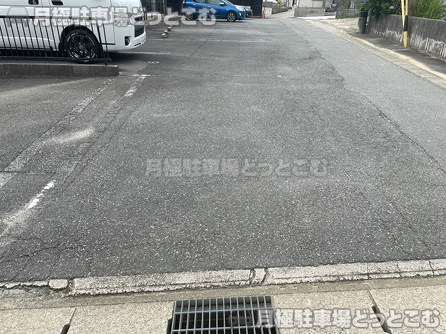 西尾市中畑町南側31-1の月極駐車場6