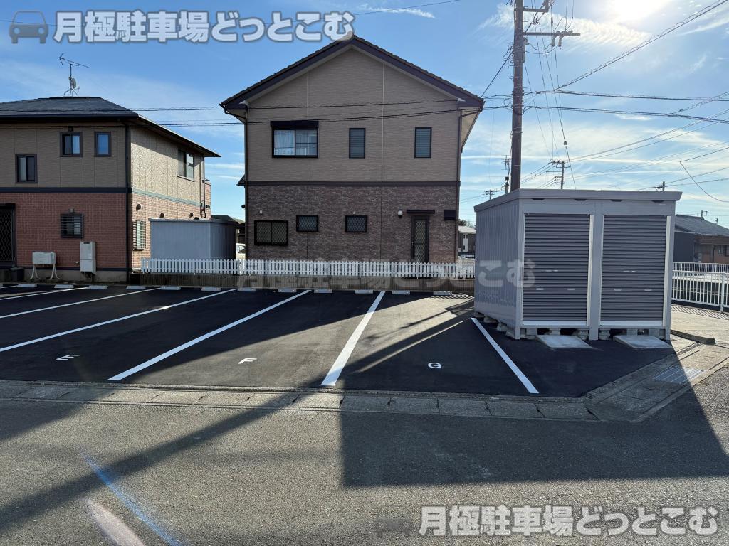 富士市中丸589-2の月極駐車場3