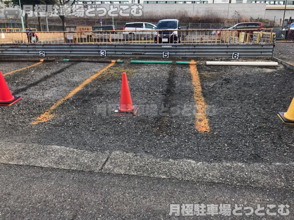 名古屋市中川区伏屋4丁目2001の月極駐車場3