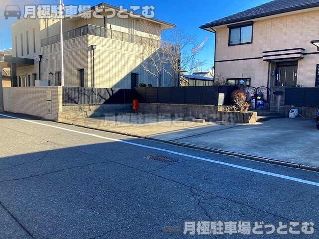 名古屋市港区津金2丁目1121の月極駐車場6