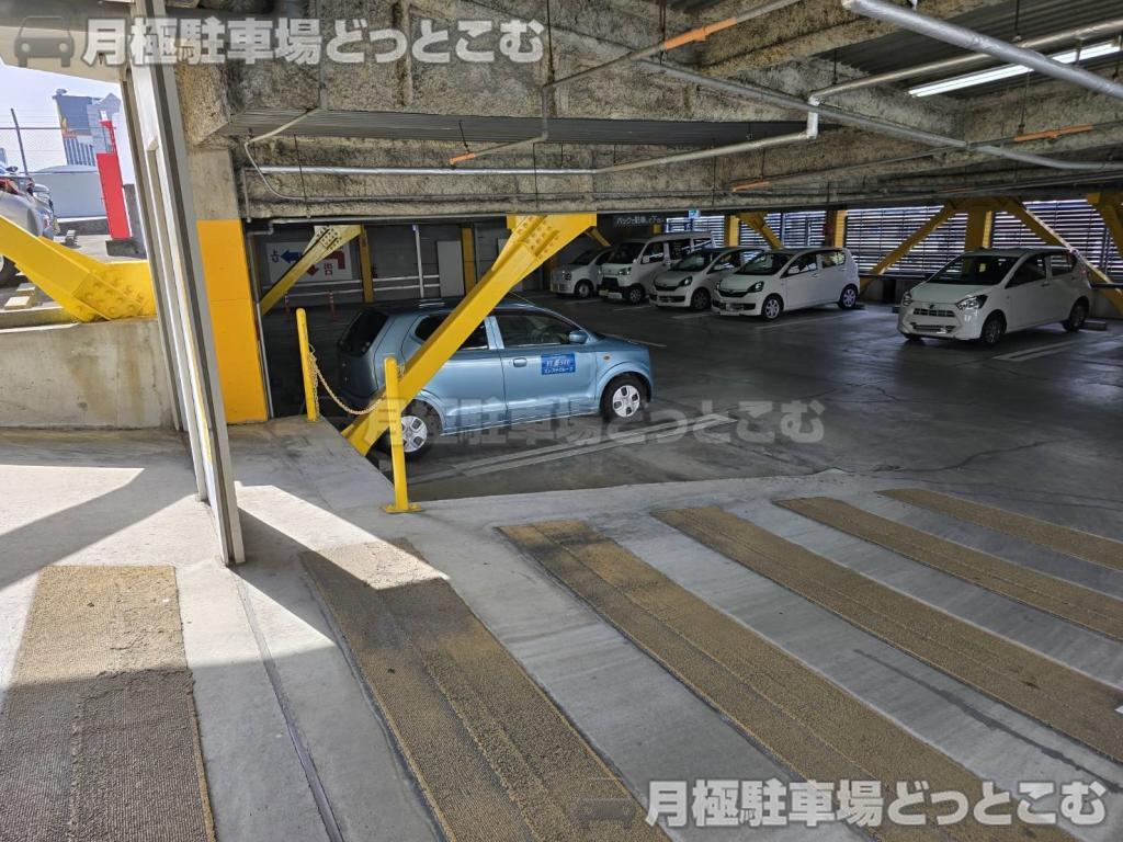 豊田市西町5丁目5の月極駐車場10