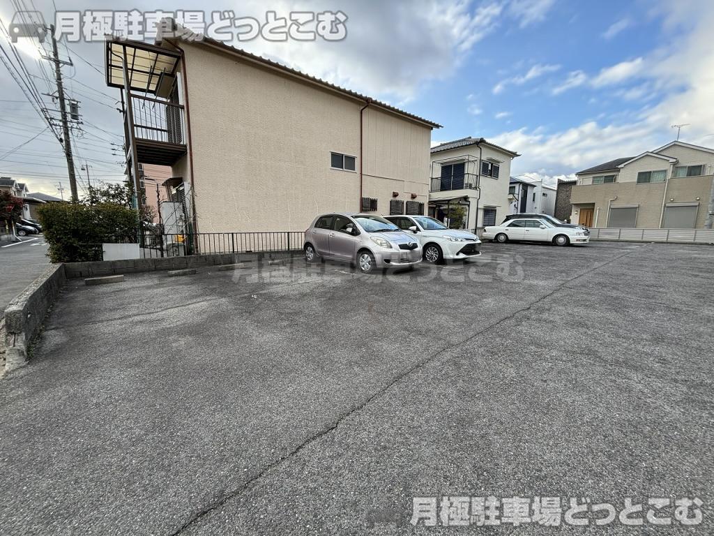 名古屋市緑区大高町砂畑28の月極駐車場3