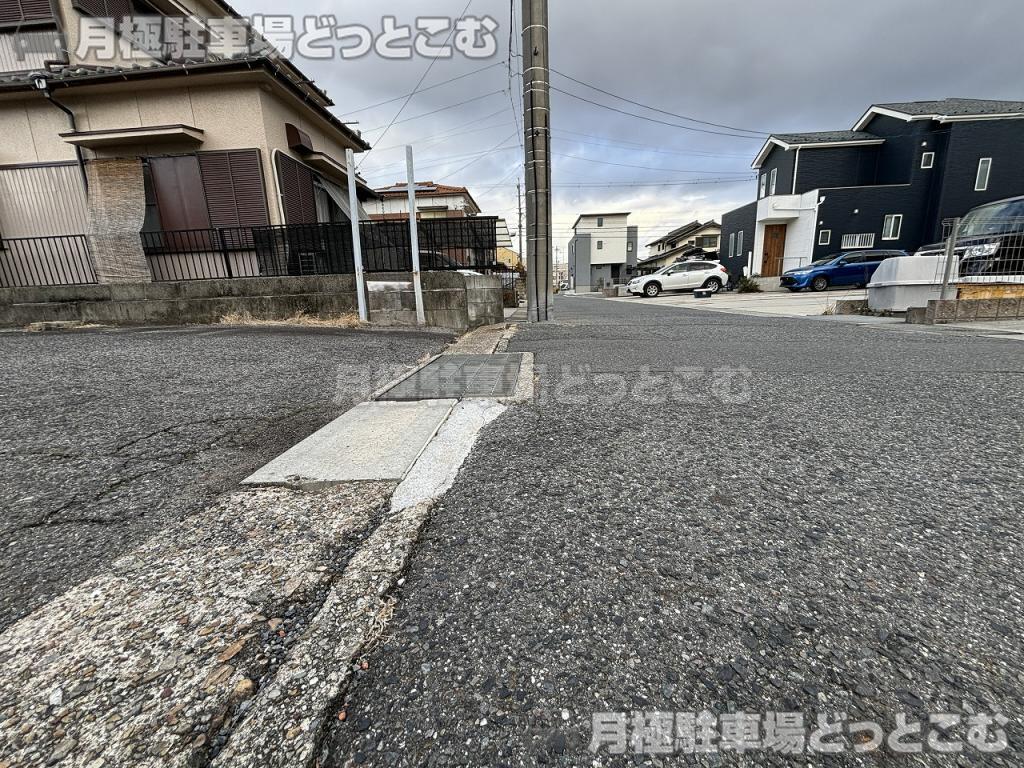 名古屋市緑区大高町砂畑28の月極駐車場5