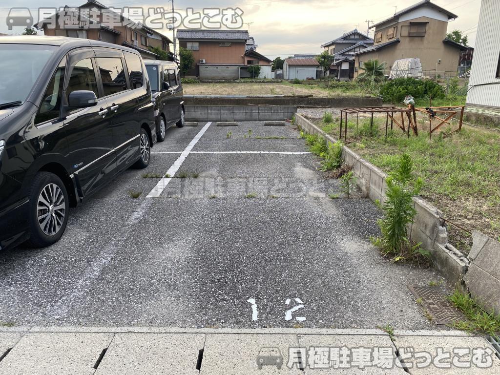 彦根市馬場2丁目2028-1、2029-1の月極駐車場6