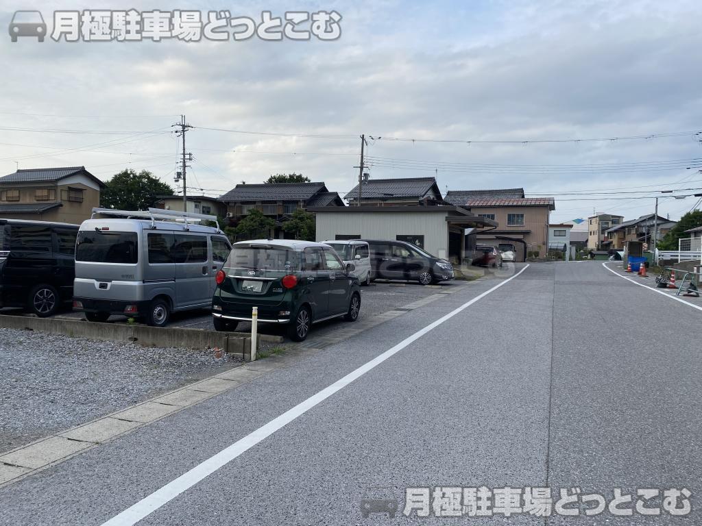 彦根市馬場2丁目2028-1、2029-1の月極駐車場8