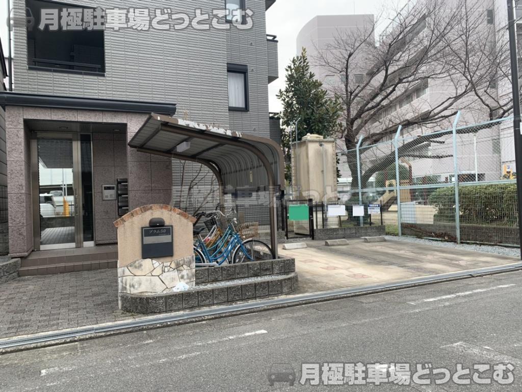 守口市平代町4-1の月極駐車場3
