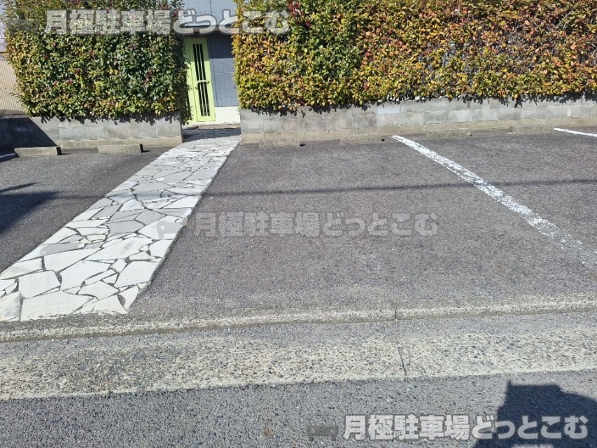 一宮市野口1丁目7-10の月極駐車場3