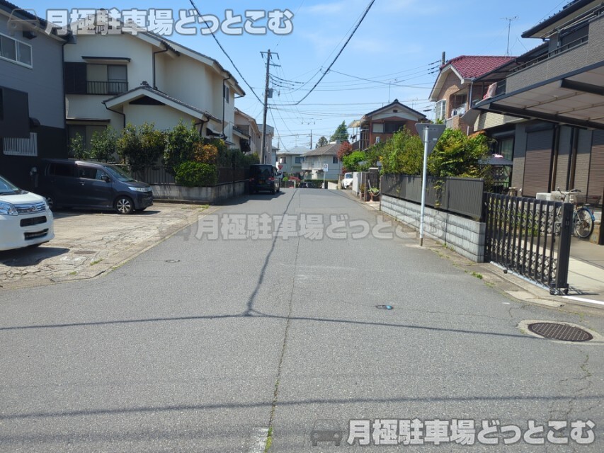 春日部市西金野井118-1の月極駐車場6