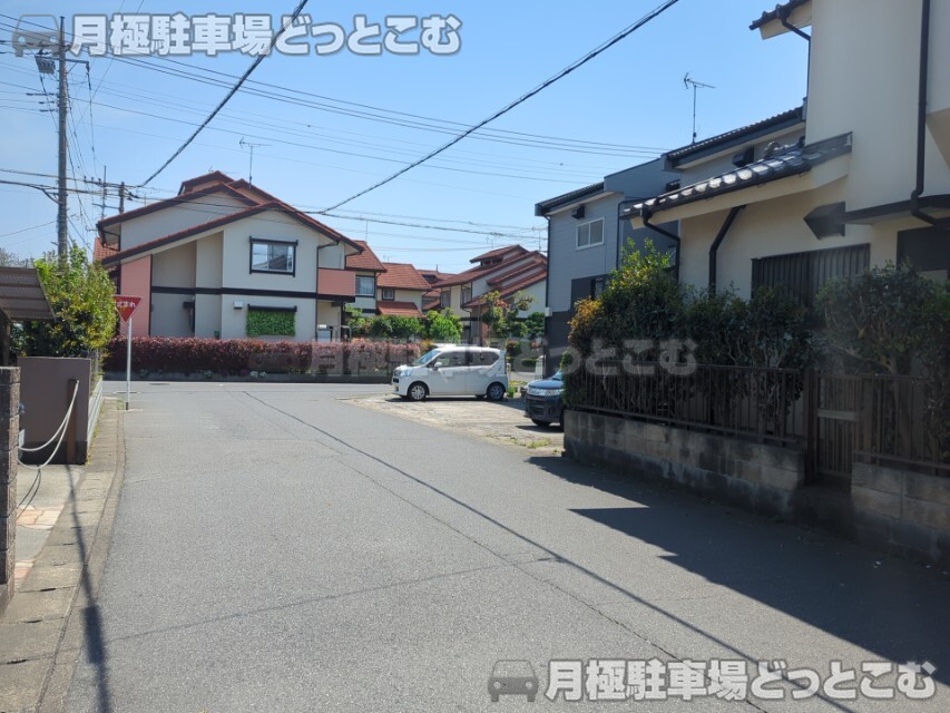 春日部市西金野井118-1の月極駐車場8