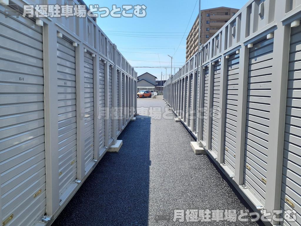 小牧市小牧四丁目282番の月極駐車場4