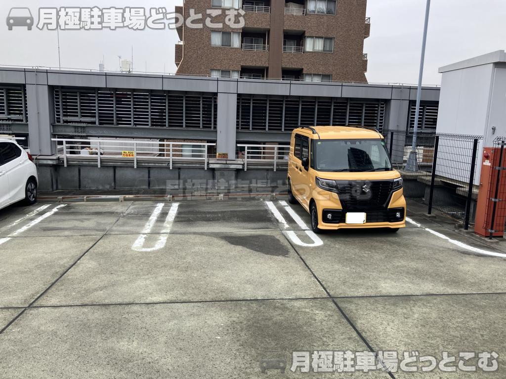 名古屋市中区栄5丁目1-10の月極駐車場6