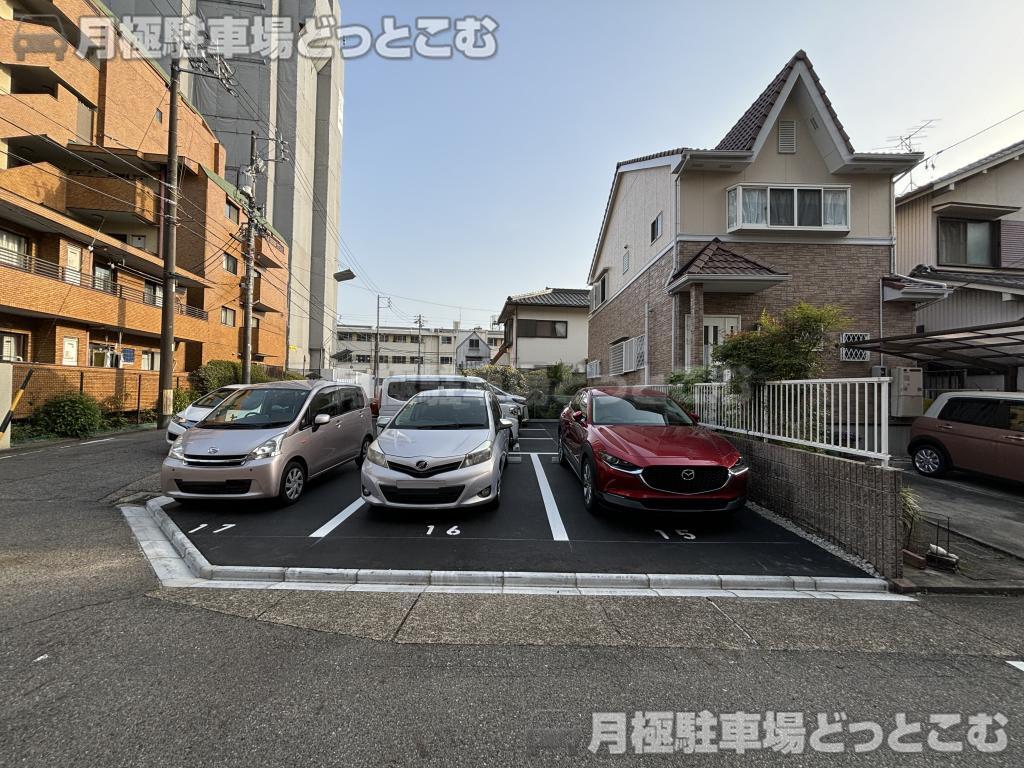 名古屋市中川区八熊1丁目701の月極駐車場2