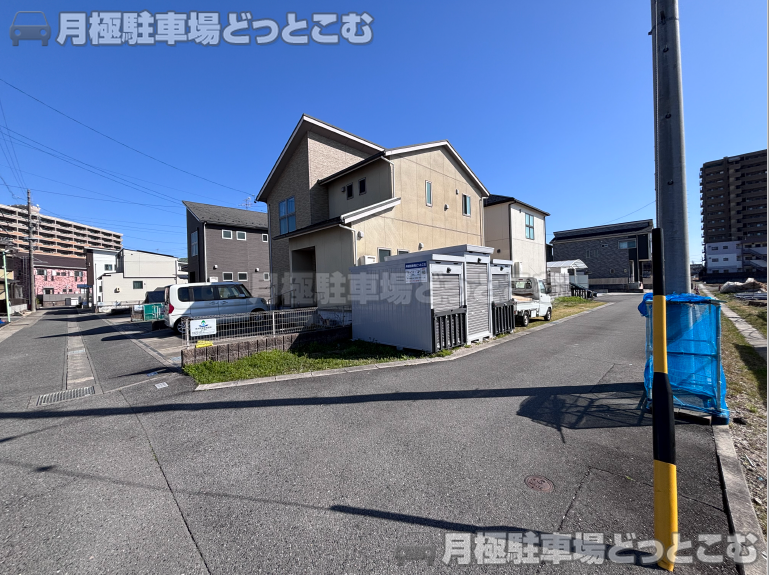 名古屋市中川区江松4丁目1302-15の月極駐車場3