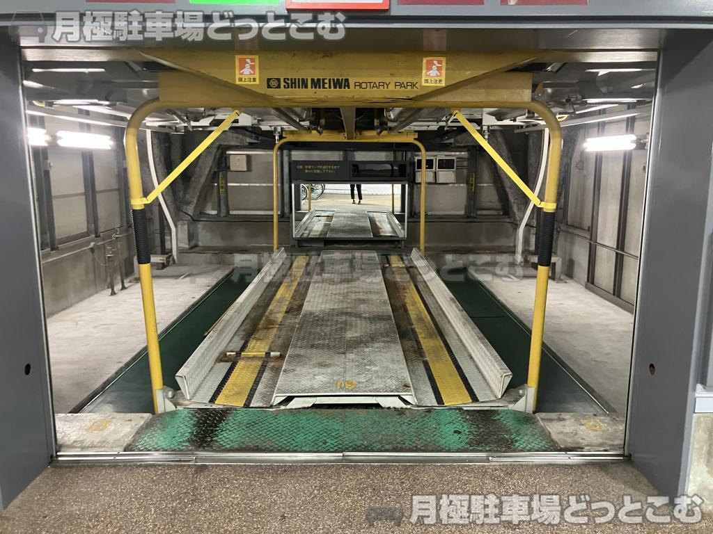 名古屋市中区丸の内3丁目17-6の月極駐車場1