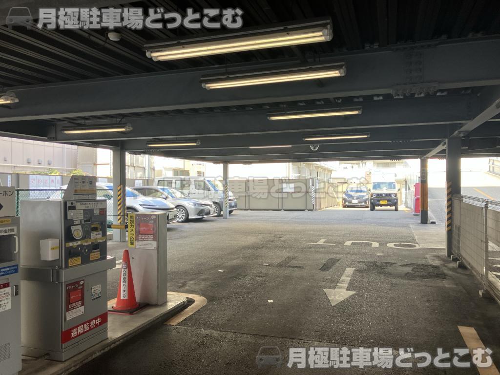 名古屋市西区那古野2-2224番の月極駐車場3