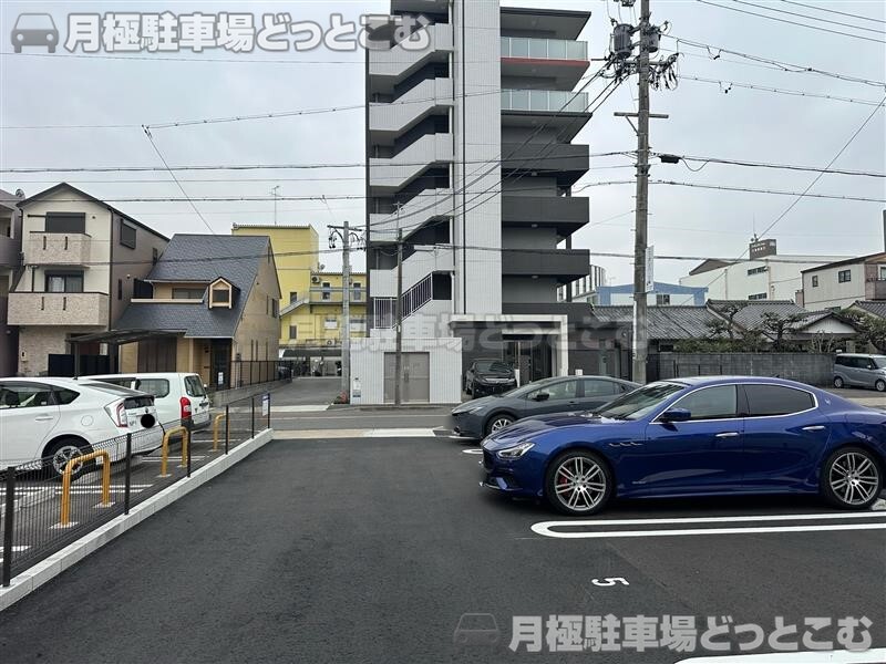 名古屋市北区大曽根1丁目1511の月極駐車場3
