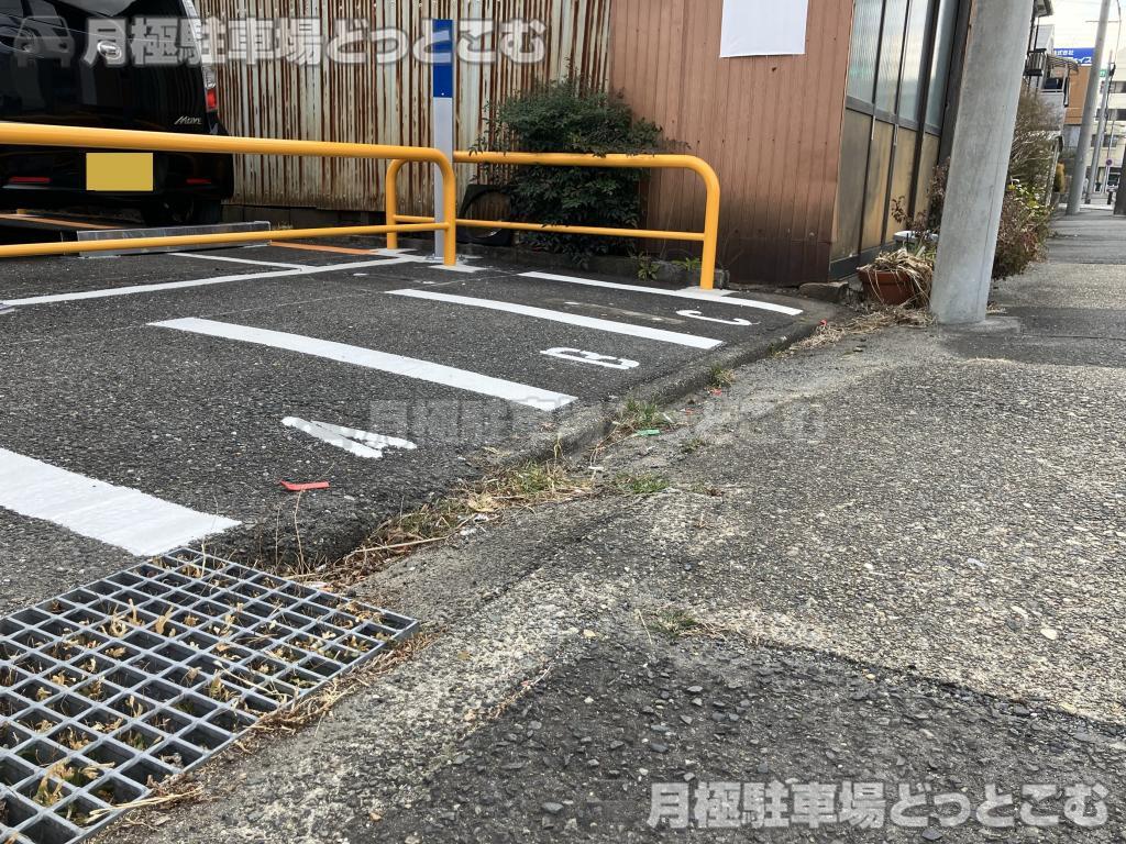 名古屋市中川区八田本町2丁目1の月極駐車場6