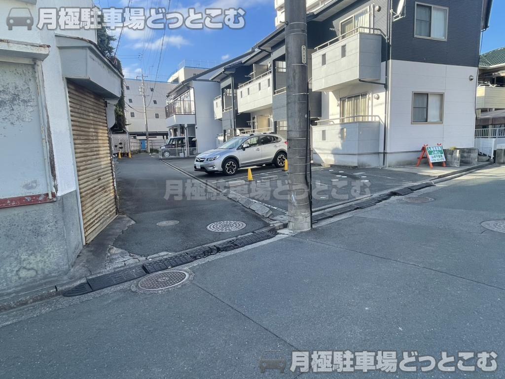 浜松市中央区栄町112の月極駐車場5